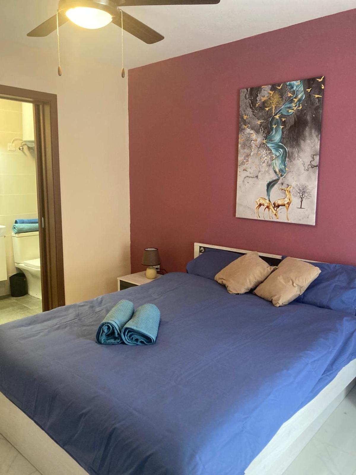 Sunrise Bay Apartments - Frontline Sea Views St. Paul's Bay Exteriör bild