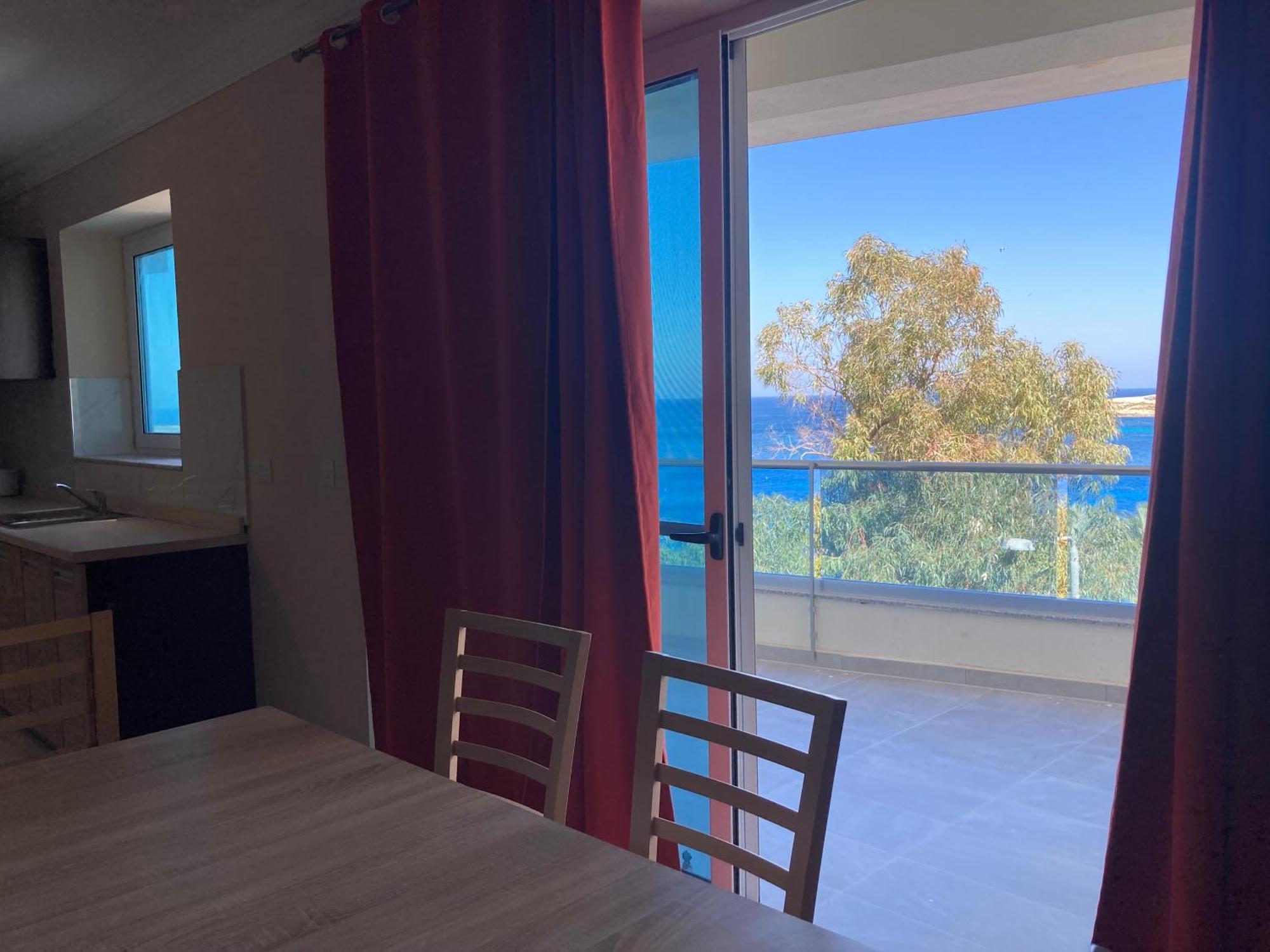 Sunrise Bay Apartments - Frontline Sea Views St. Paul's Bay Exteriör bild